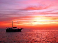 after a good days diving you can relax on your boat and enjoy the sunset